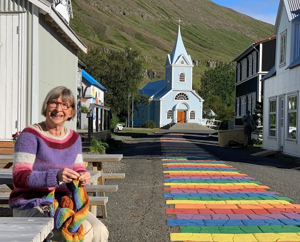 Rainbow wool scarf - Knitting Kit