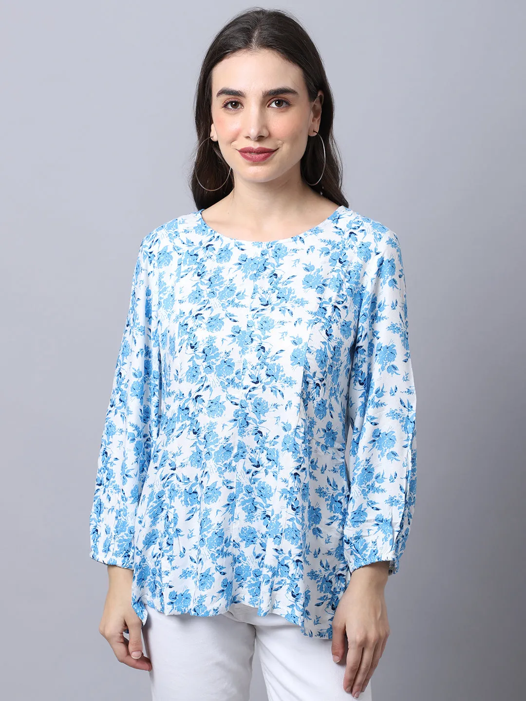 Women's Casual  Blue Floral Print Round neck Top